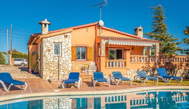 Lloret Holiday Rental Villa Can Carbonell