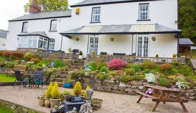 Llwyn Onn Guest House