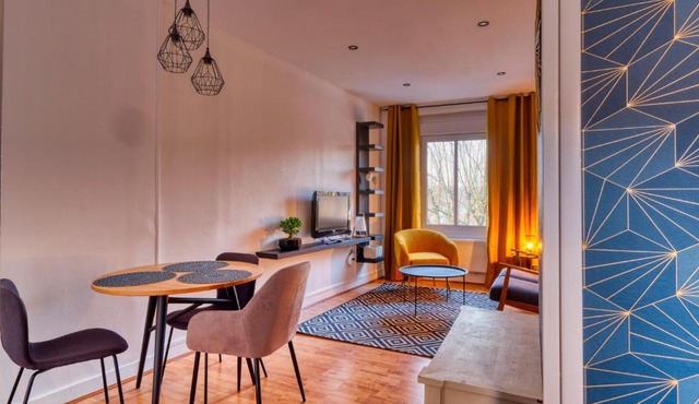 LnBnB * Appartement cosy * Péronne centre * face au château