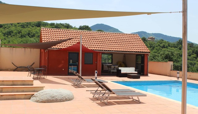 Lo Boix: Le Canigou - 2 bed luxury gite with pool