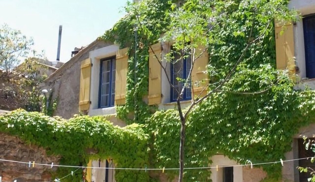 Lo Cantou Comfortable holiday residence