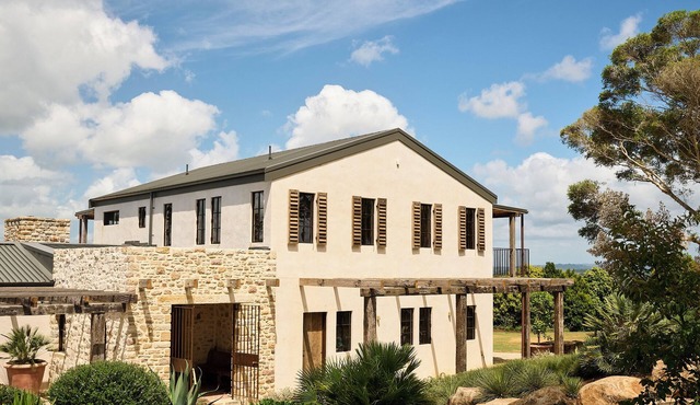 Lo Scoglio: Italian Charm in Byron Bay