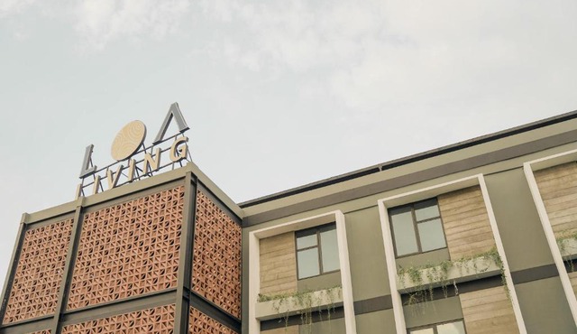 LOA Living Solo Baru