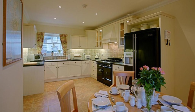 Loaninghead Holidays