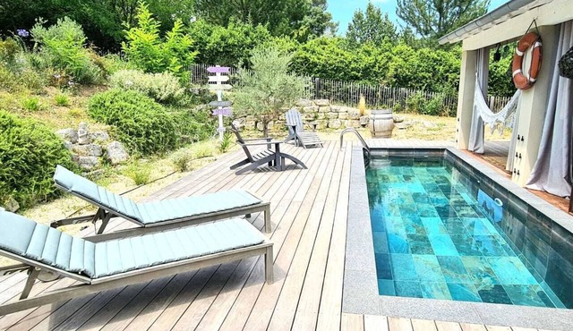 Local stone Provencal country cottage with pool