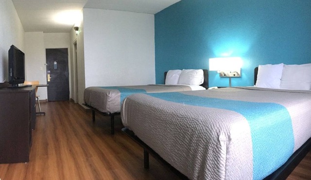 Located In An Area With Good Airport Proximity! 3 Affordable Units, FREE Parking