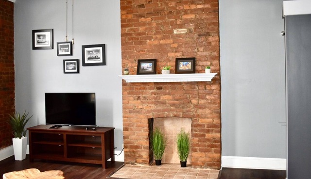 Located in Heart of Newport