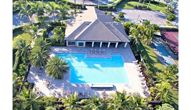 Located in Paloma Community - 3 Bedroom + Den new home designer furnished