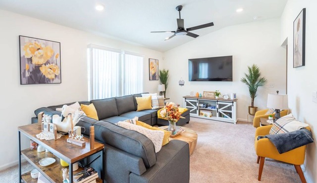 Located in Sunny Jacksonville Fl a Family Community near Airport & Rivercity