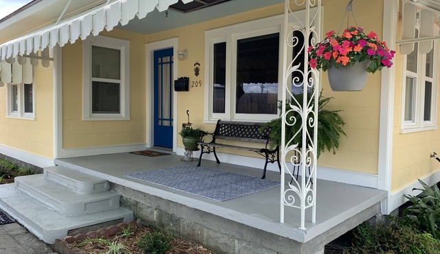 Located in the heart of Breaux Bridge historic district, perfect for all events.