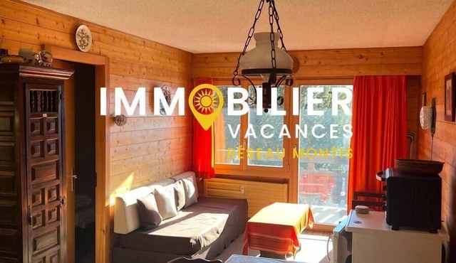 Located in the heart of Chandolin, one of Europe's highest villages, the apartment is ideal for 1 co