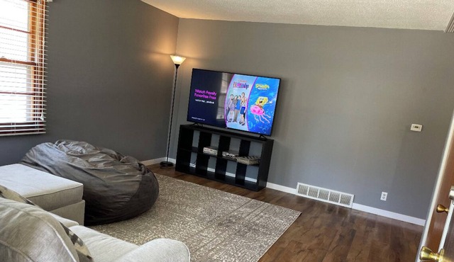 Located minutes away from target, dining & interstate! Safe culdasac with park!