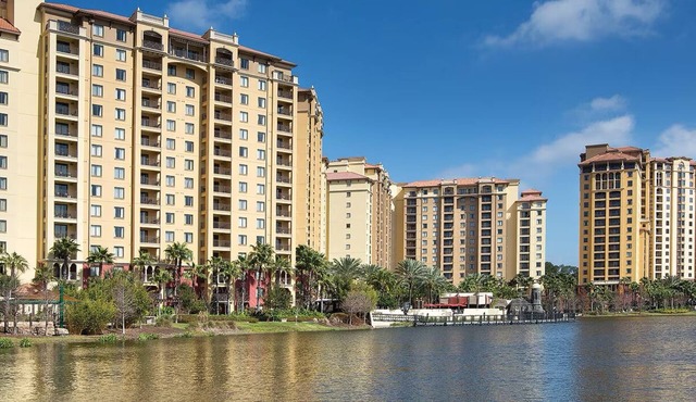 Located near Disney World, this resort offers comfortable condo-style suites.