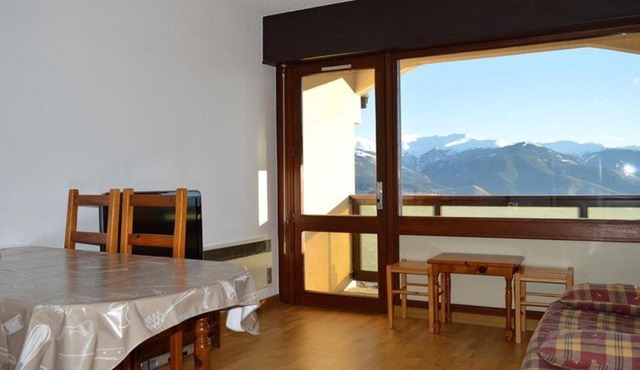Location 2 Pièces Cabine avec Balcon à Font-Romeu - FR-1-580-19