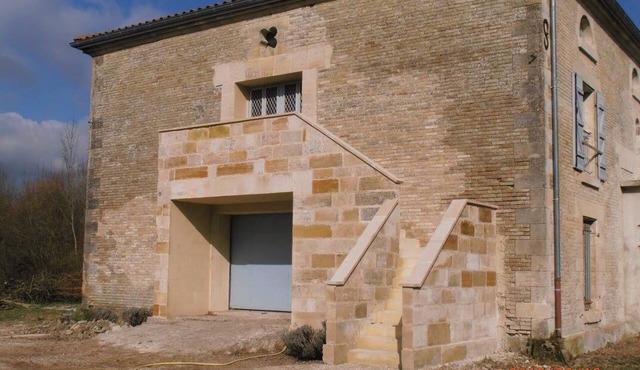 Location 3 Chambres Avec Salle DE Bains ET WC