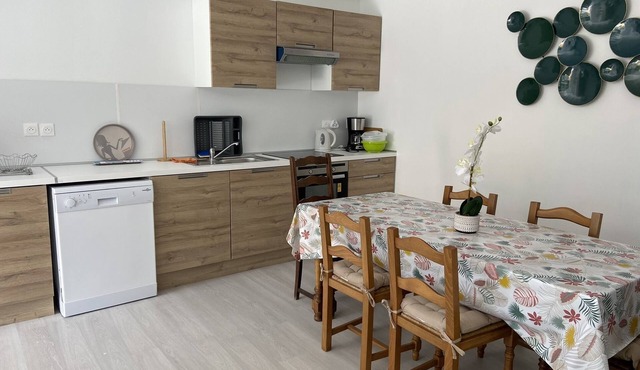 Location Appartement 6 Pers. Avec Piscine "hirondelle"