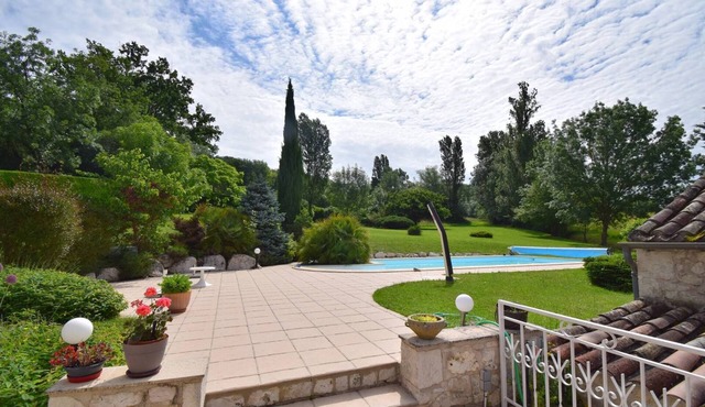 Location avec piscine privée à Tournon d'Agenais