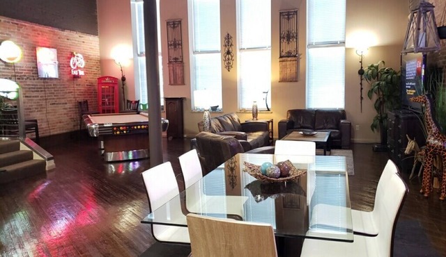 Location Can't be Beat! Professionally Cleaned