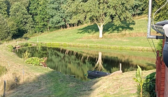 Location Chalet Jaccuzi et Étang Privatif