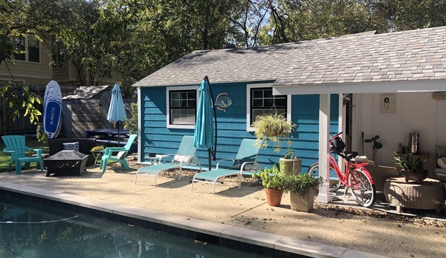 Location! Charming Casita w/private entrance
