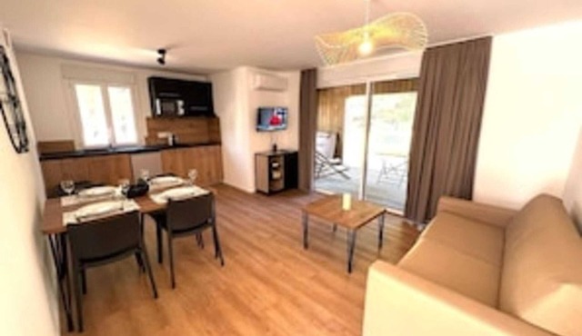 Location Corsica, T2 800 m from Cala Rossa Beach