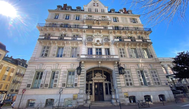 Location dans le Grand Hotel d'Aix les bains