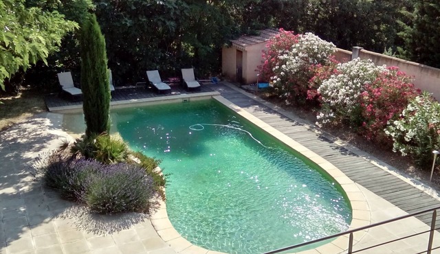 Location Grande Villa au Soleil D'avignon