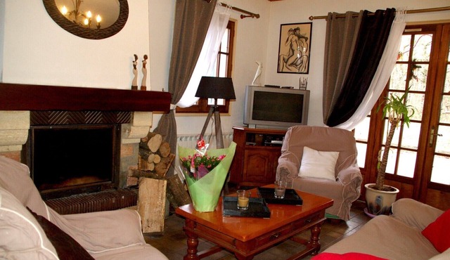 Location country house with pool