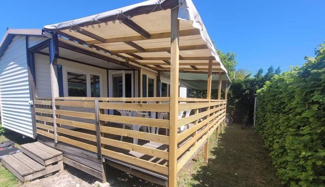 Location Mobil Home 4 à 6 Couchage Dans un Camping 3 Étoiles