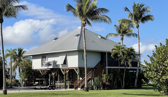Location, Hidden Gem, Fishing, Paradise, Sunsets, Relax on the Bay 1274 sq ft