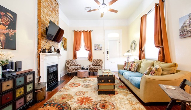 Location,LOCATION! 5 star reviews for 11 yrs close to the FQ The Gabrielle Grace