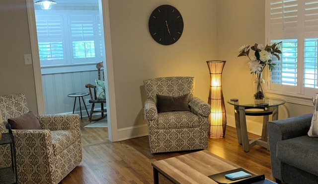 Location Location : Downtown Cary NC- Dog friendly, quaint, clean home