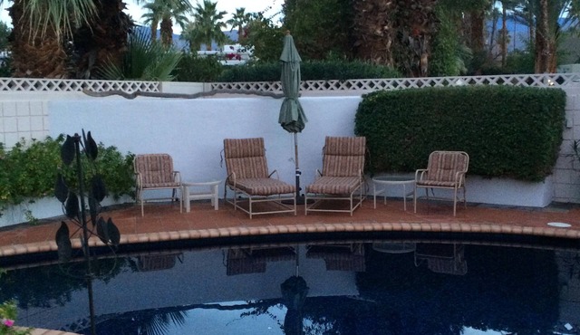 Location, location, location! El Paseo Jewel in the desert