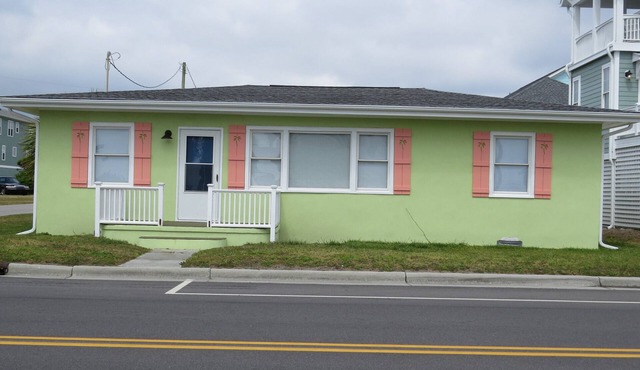 LOCATION, LOCATION, LOCATION! Ocean View Cottage Across from Beach Access