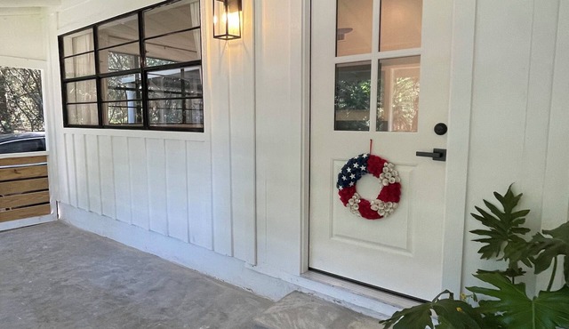 LOCATION, LOCATION, LOCATION! 2 Bedroom Home in Panorama Village Golf Community