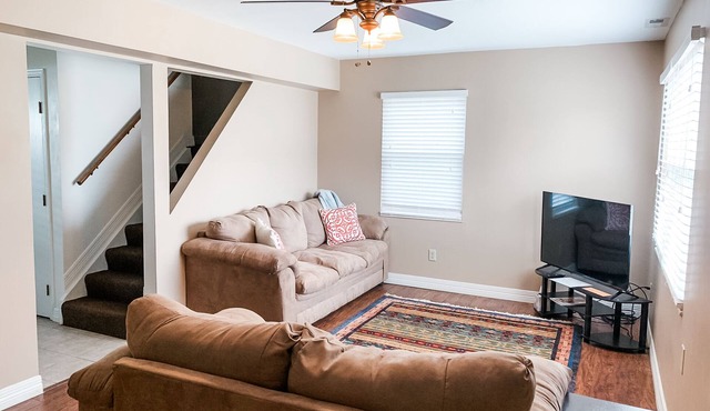 Location, location, location! In Oxford's Mile Square! 4 Bed/2 Bath Townhouse