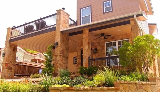 Location, Location, Location! Amazing Views and Perfect Summer Getaway!