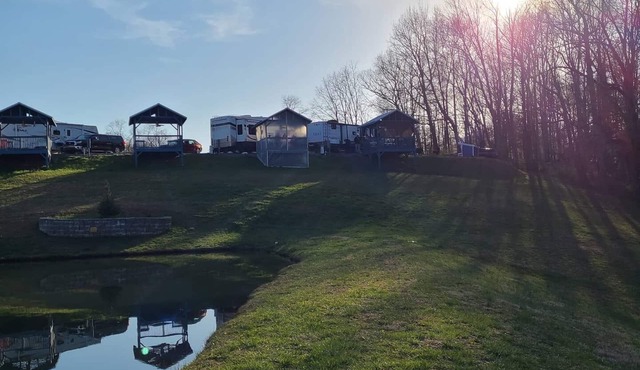Location, Location: Near New River Gorge and Summersville Lake