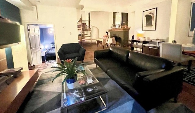 Location! Location! Unique Duplex Loft w/Patio Near Hudson Yards