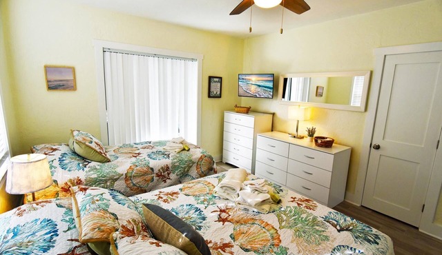 LOCATION!Lovely Venice Villa 2 min walk to beach