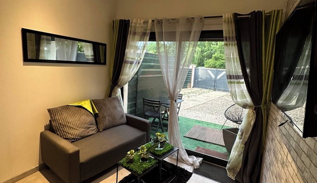 Location Maison T3 Avec Stationnement Privé et Jardin