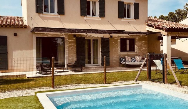 Location Maison de Vacances Mollégès - Provence