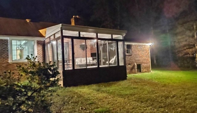 Location! Secluded Three bedrooms Brick Ranch includes utilities 30+ day rental