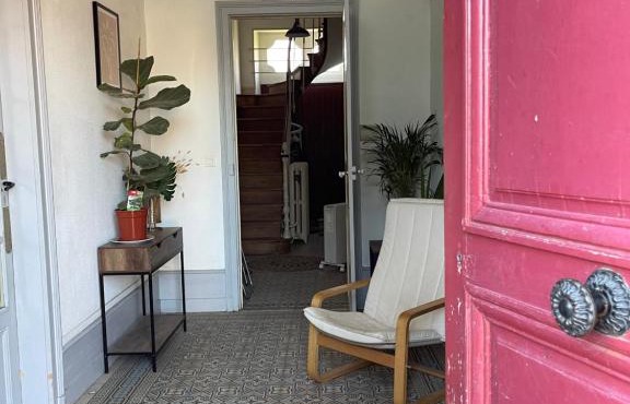 Location semaine 24h du Mans Maison Chaleureuse 8 Personnes