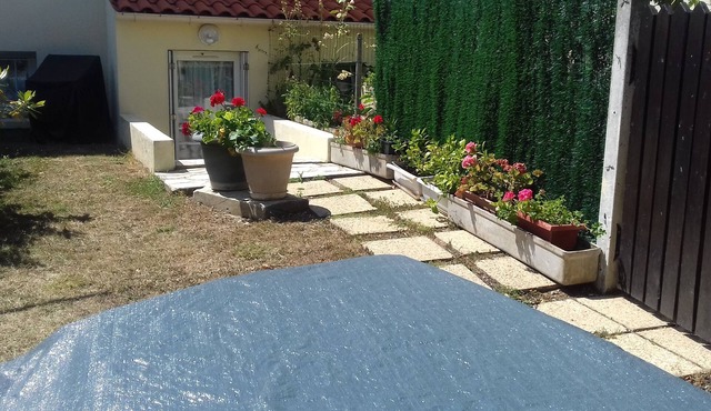 location st jean d'angely 17400