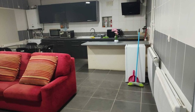 Location sur le Vieux Douchy les Mines Près du Parc Magoval