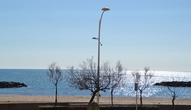 Location T3 rénové - BOR DE MER- 50m plage -Terrasse vue mer latérale - Parking