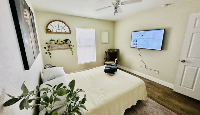“ Location, top accommodation, close to RSW Airport and JetBlue Park"