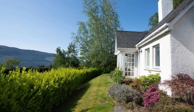 Loch Ness Cottages