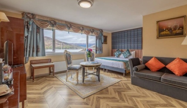 Lochside Charm & Mountain Trails | A Perfect Highland Escape